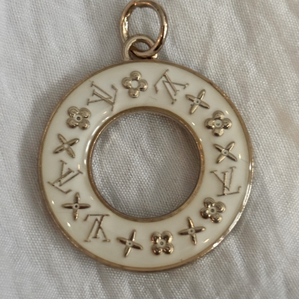 Louis Vuitton White and Gold Halo Charm